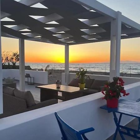 Lambou Beach Sunset Soroni ภายนอก รูปภาพ